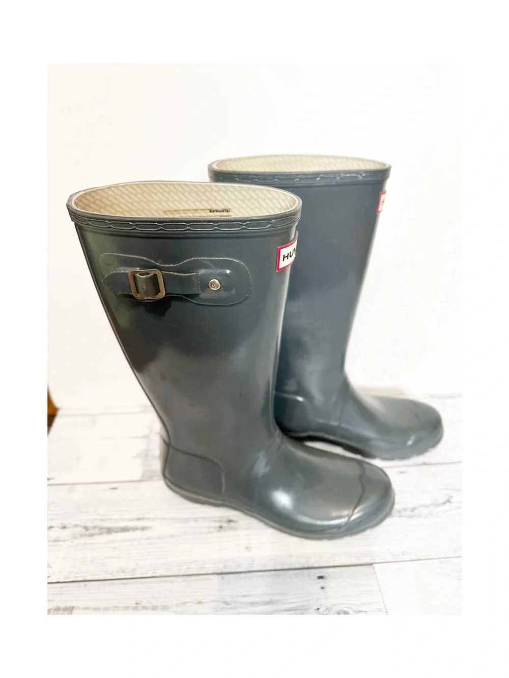 Hunter Tall Gloss Rain Boots in Slate Gray